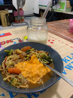 簡易蔬菜雞肉咖哩 的食譜成品照片