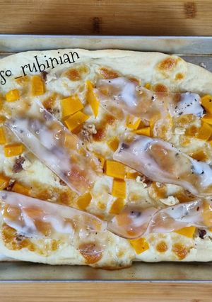 Foto di Pizza con zucca e.