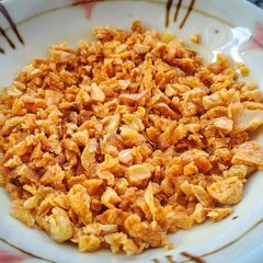 A picture of Fried Minced Garlic.
