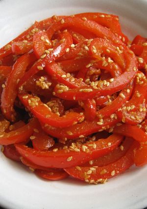 A picture of ‘Goma-ae’ Red Capsicum.