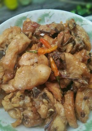 Hình của món Gà Chiên Mắm Tỏi.