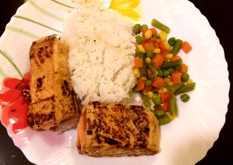 How to Make Homemade Pan grilled Salmon with tropical marinate