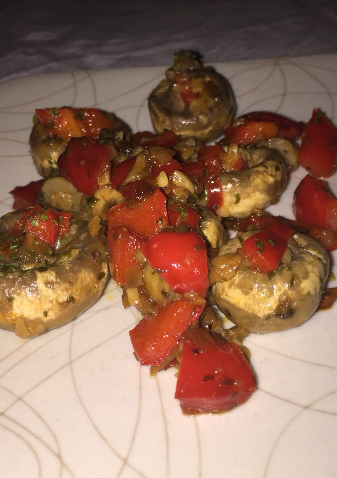 Una foto de Champiñones rellenos veganos