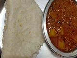 बटाट्याची रस्सा भाजी तांदळाची भाकरी(Batatyachi Rassa Bhaji Tandlachi Bhakri Recipe In Marathi)