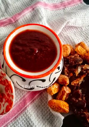 A picture of Date Tamarind Chutney.