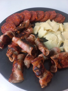 Una foto de Dátiles con Bacon 🥓
