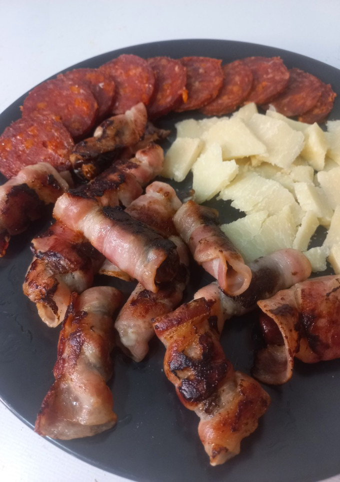 Una foto de Dátiles con Bacon 🥓