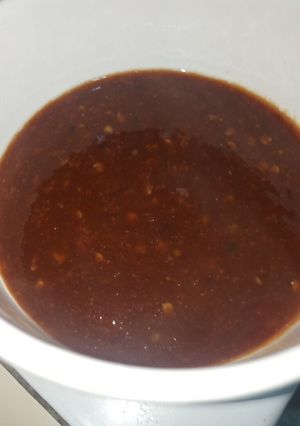 A picture of Hot red chilli sauce.