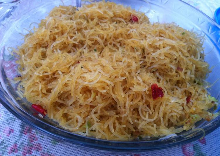 Resep Bihun Goreng Simple oleh mamaD kitchen - Cookpad