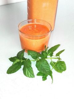 Una foto de Bebida o gazpacho de sandía