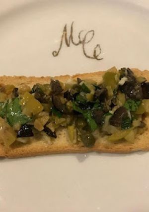 Una foto de Tapenade