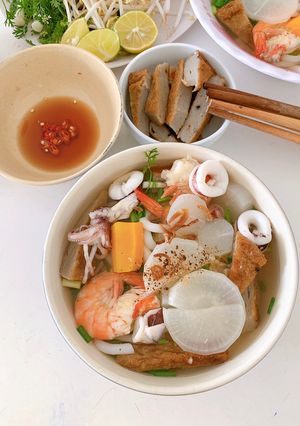 Hình của món Bánh canh chả cá.
