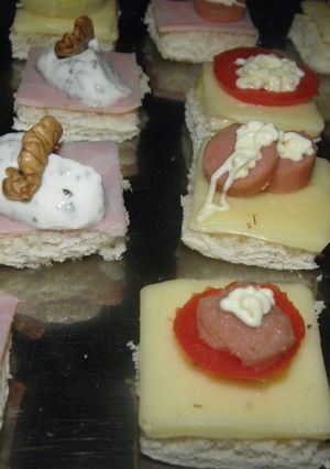 Una foto de Canapés surtidos