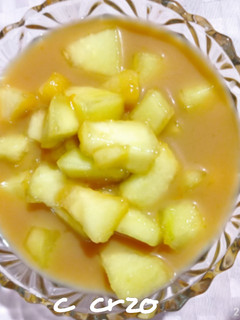 Una foto de Melón con leche condensada y caramelo