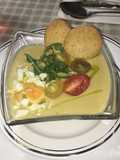 Vichyssoise de puerro calabacín y patata con huevo (Vichisua)(crema de verdura)