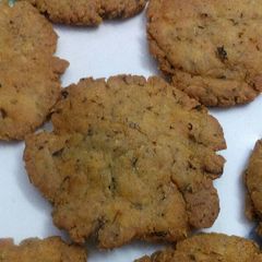 A picture of Whole wheat methi Mathri.