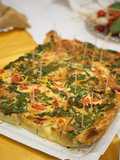 Quiche gigante saludable de verduras y queso