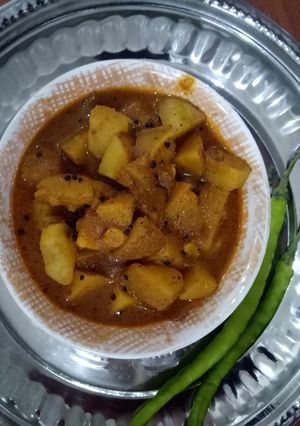 A picture of Gujarati Batata Nu Shake.