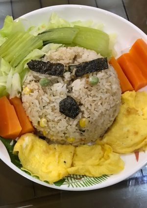 Hình của món Cơm rang thập cẩm.