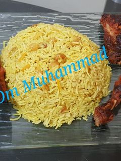 صورة لوصفة أرز بخاري مع دجاج مشوي 🍛🍗