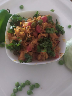 A picture of Gujarati style Cabbage Sabzi.