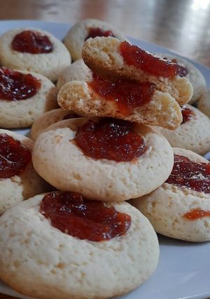 Una foto de Ojitos de membrillo fáciles