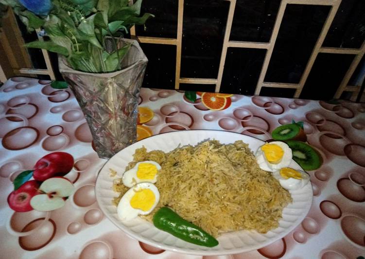 Step-by-Step Guide to Make Award-winning Green masala egg rice