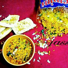 A picture of #Monsoonbites "MISALPAV".