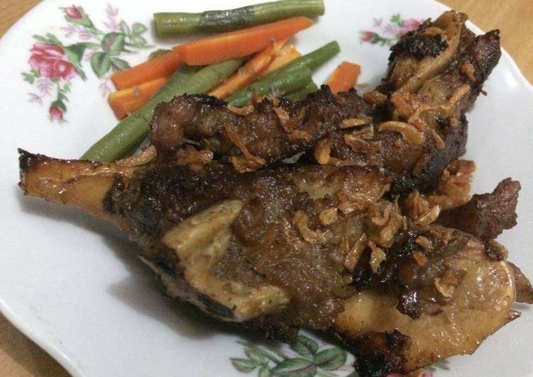 Bagaimana Memasak Iga Bakar Yang Sempurna