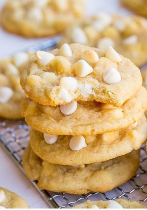 A picture of White Chocolate Chip Cookies.