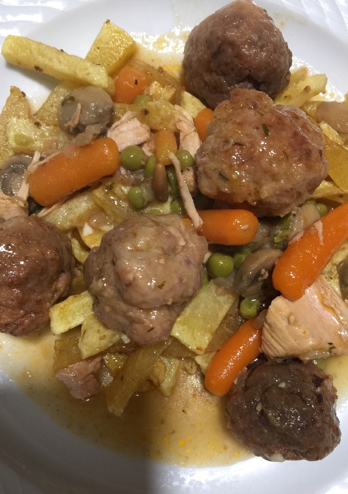 Una foto de Albóndigas en salsa
