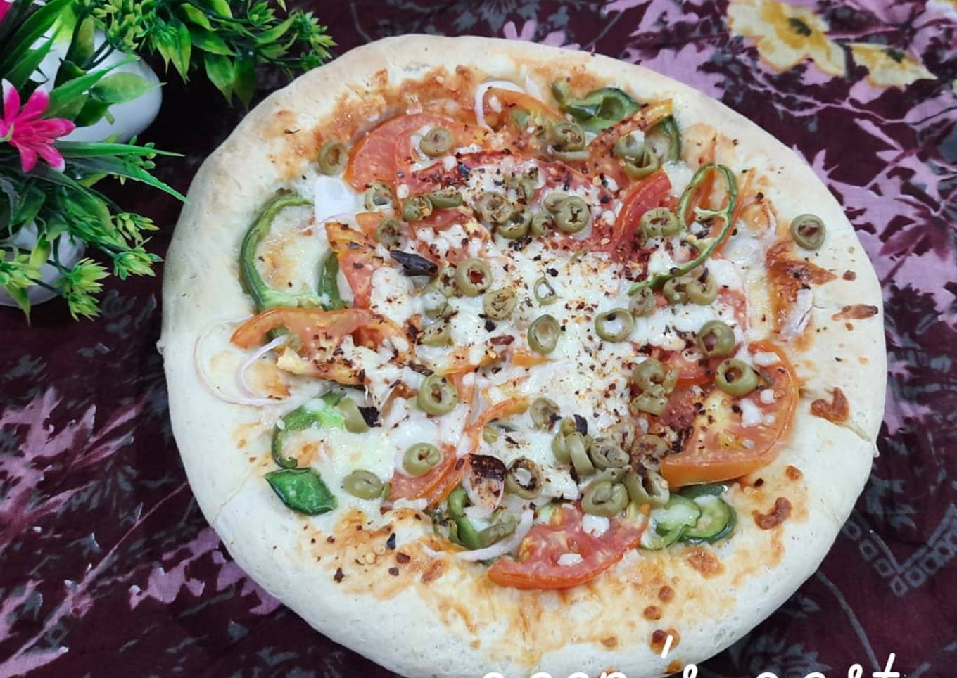 Cheese Crust Veg Pizza