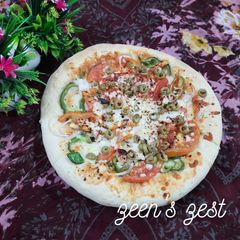A picture of Cheese Crust Veg Pizza.
