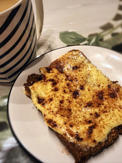Una foto de Tostada francesa Tiramisú!! Invento de Geri