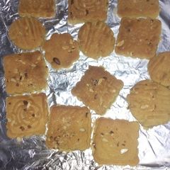 A picture of Almond cookies.