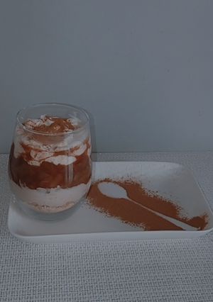 Zdjęcie przepisu Szarlotka bez pieczenia🍎.