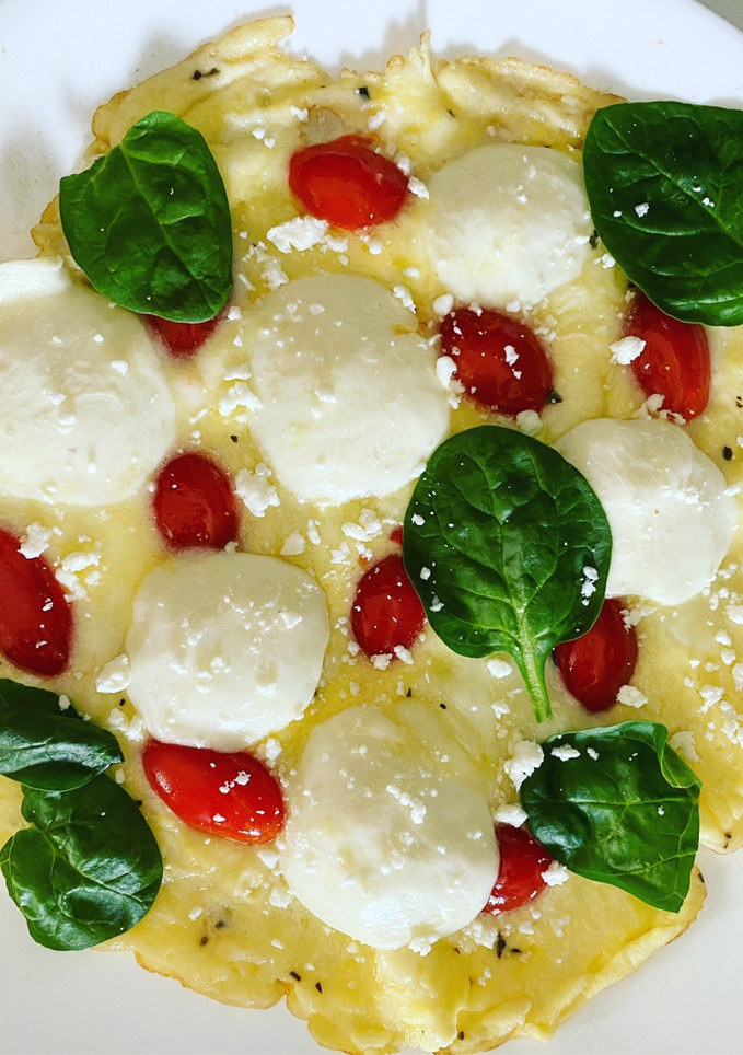 Una foto de Omelette caprese