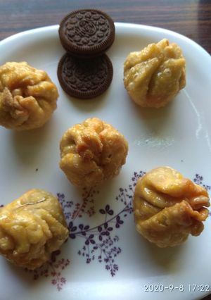 मोमोज (momos recipe in marathi) रेसिपी चे मुख्य फोटो 