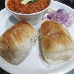 A picture of Pav Bhaji.