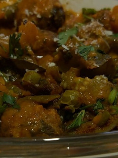 લો કેલરી ઊંધિયું (Low Calori Undhiyu Recipe In Gujarati) રેસીપી મુખ્ય ફોટો