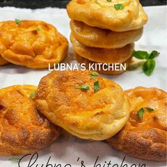 A picture of Sugar-Free Cottage Cheese Cloud Bread.