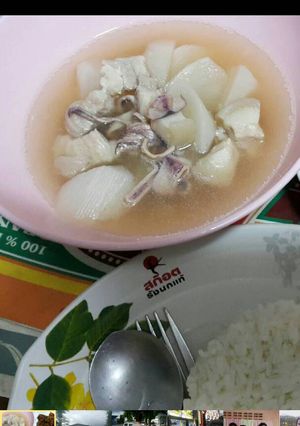 รูปของ หัวไชท้าวต้มหมูสามชั้นกะปลาหมึกแห้ง