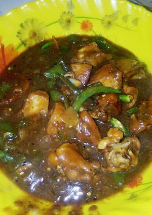 A picture of Hot Garlic Chilli Chicken.