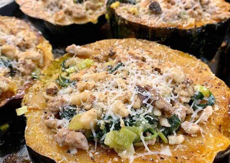 Acorn Squash with Kale and Turkey Sausage