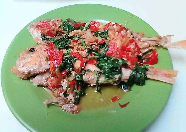 Bumbu memasak Ikan goreng sambel rica rica Lezat