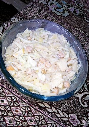 A picture of Russian salad.