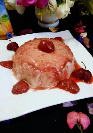 A picture of Strawberry Pudding🍓🍓🍓🍮🍮🍮.