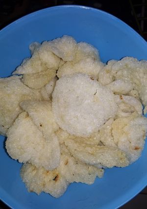 Foto resep Kerupuk nasi sisa