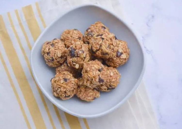 Simple Way to Make Quick Oatmeal raisin Cookie No Bake Energy Bites