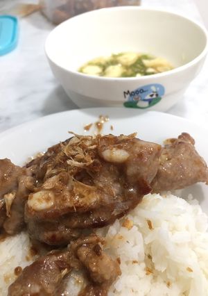 รูปของ ซี่โครงใบพายหมูทอดน้ำมันหอย